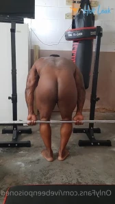 4606942