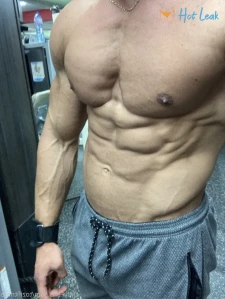2895232