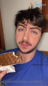6079372