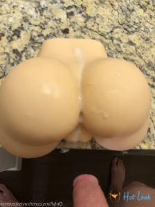2608521