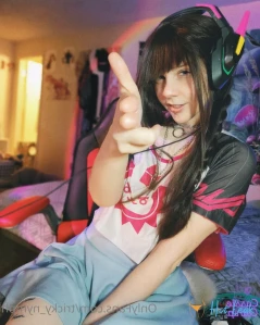 9333873