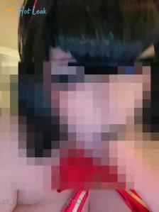 10589488