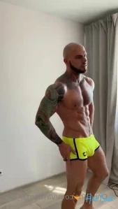5447981