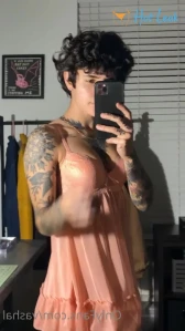 4612843