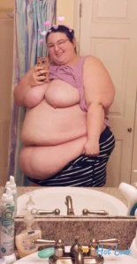 2607296