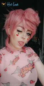 2589330