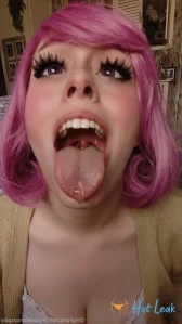 2589379