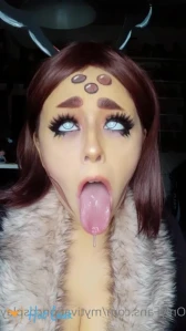 4944718