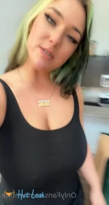 4614880