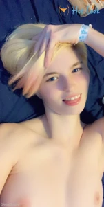 7743093