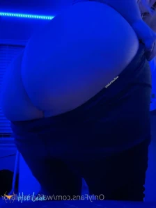 6181099