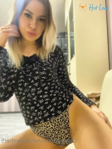 2588868