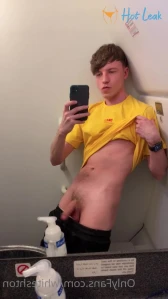 4625704