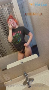 2582938