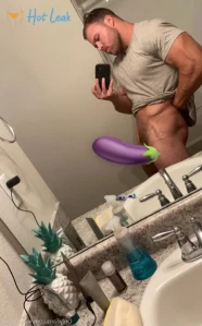2588612