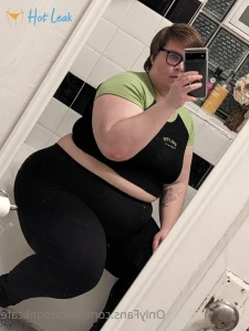 7912773