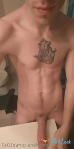 4637996