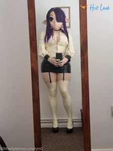 5630587