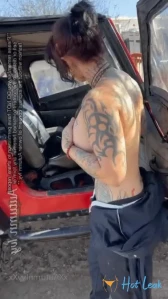 10587929