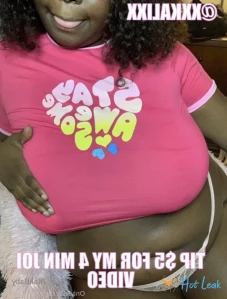 2576351