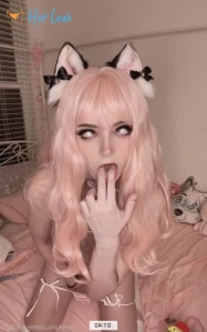 4628566