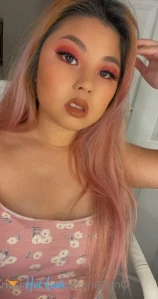 2571698