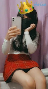 2570289
