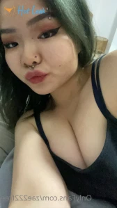 2568690