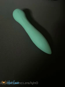 5756850