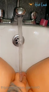 4950232
