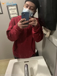 5690304