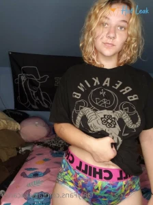4660823