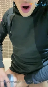 4953711