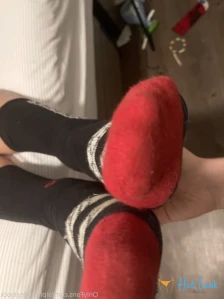 5686880