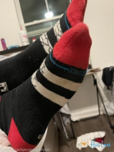 5687024