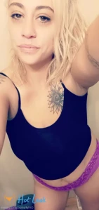 5686834