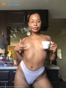 5232493
