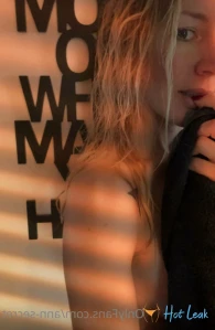 5639476