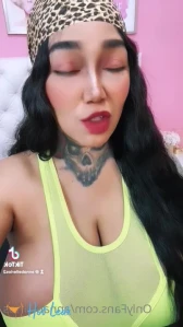 4961438