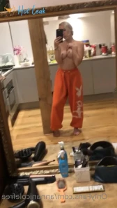 7869885