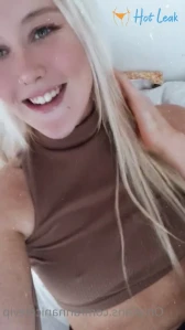 4961756