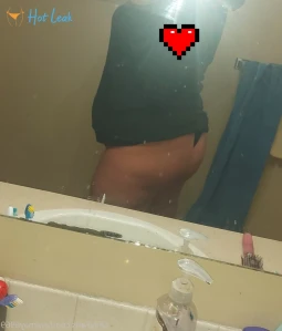 5783563