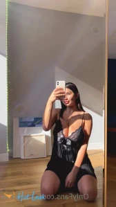 1402576