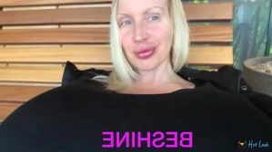 8739662