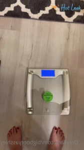 4978385
