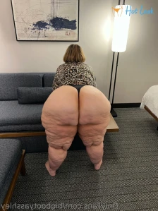10901573