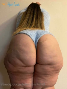 5855616