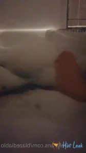 4979904