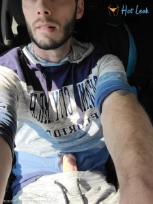 5881943
