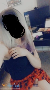5657001
